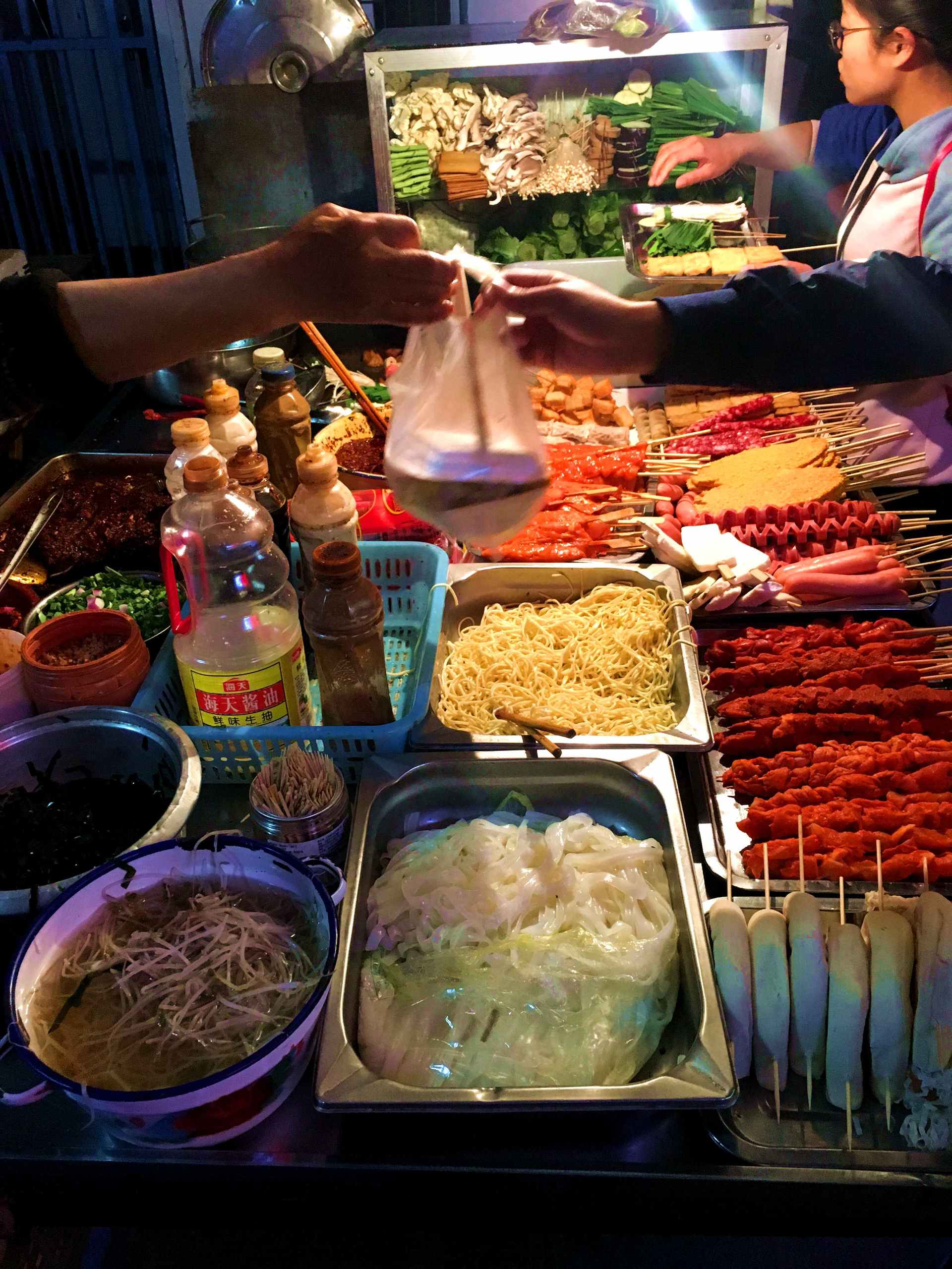 走，带你去建设路见见世面！