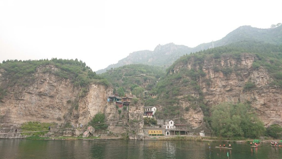 现在买索尼手机xperia1ii值得吗,能不能买索尼xperia1iii