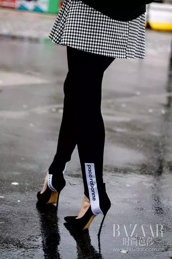 我拗了40分钟造型出门,怎么就败给了人家的一只裤脚?