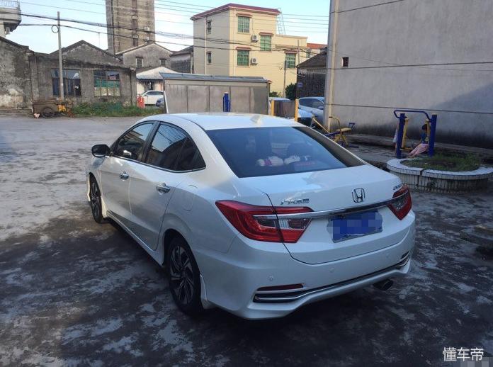 本田凌派底盘加强,凌派2022款180turbocvt豪华版油耗