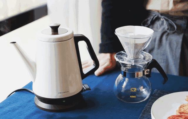 日本可以烧水的热水壶,很方便实用的一款热水壶