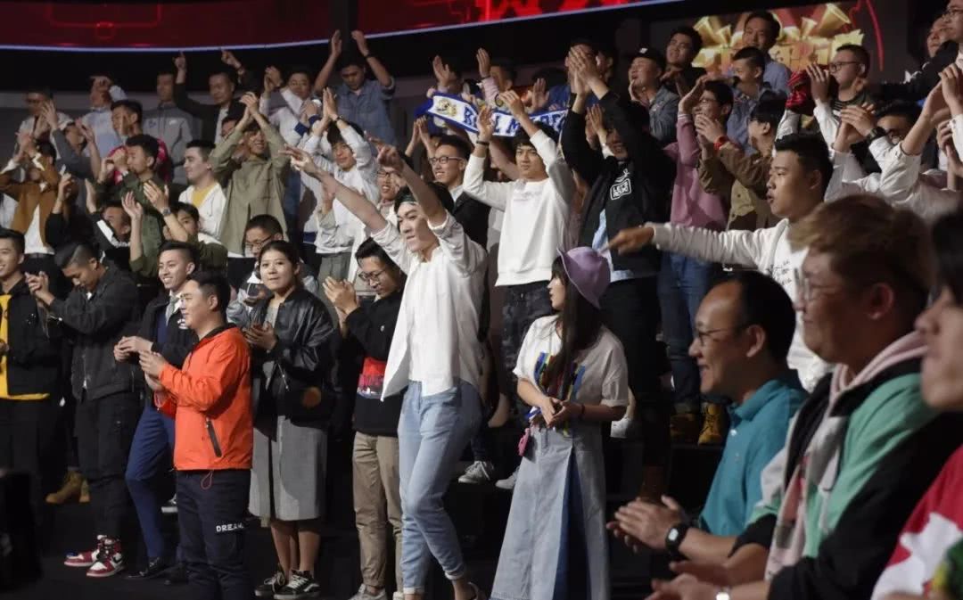 足球史上最经典的解说,世界上最经典的足球解说