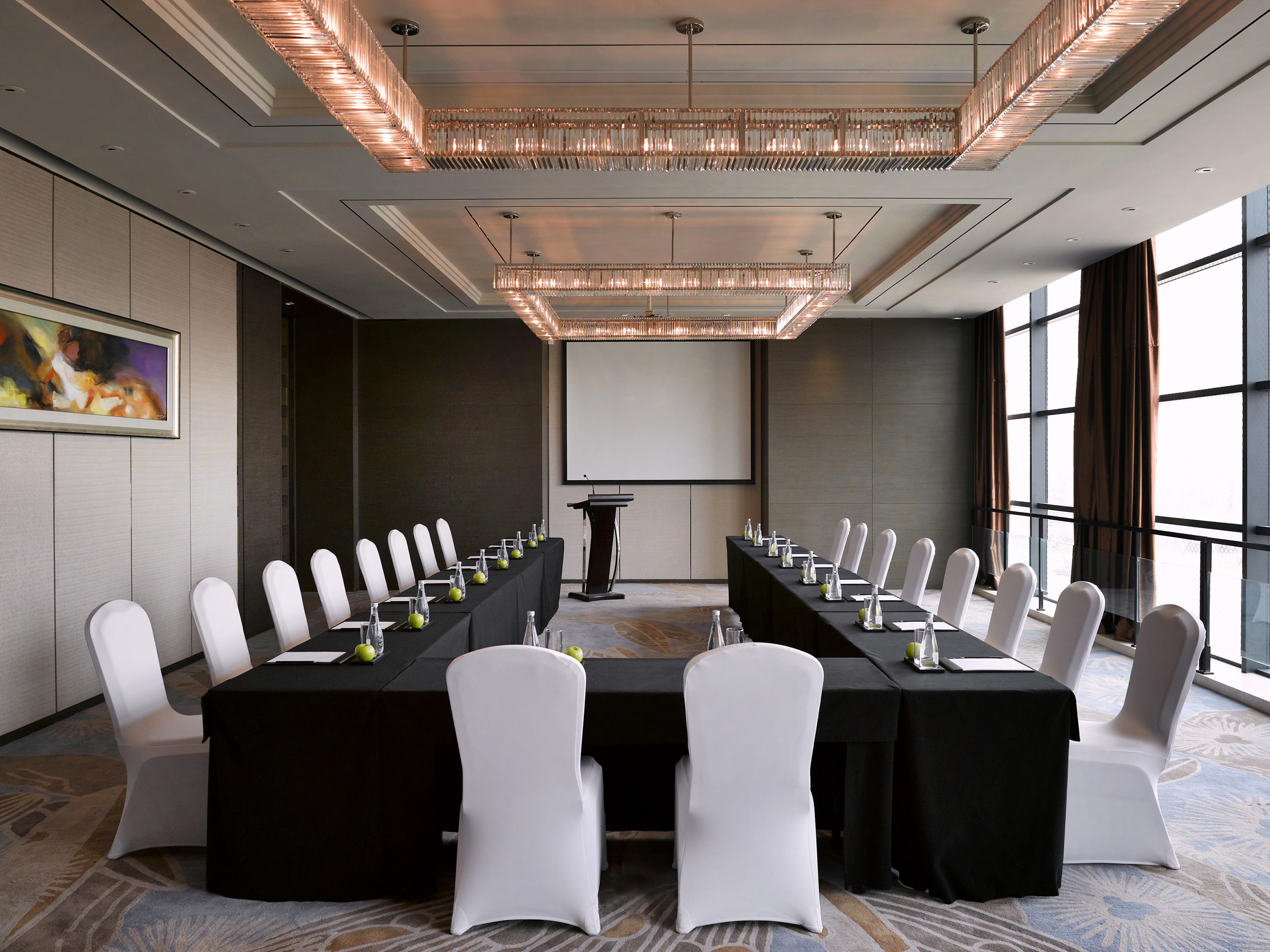 济南绿地美利亚酒店标间价格,济南绿地美利亚酒店视频