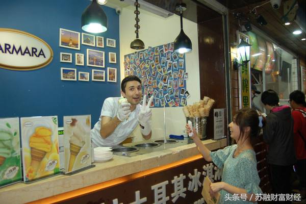 火爆的街头小吃加盟,最新小本特色小吃项目麻辣烫