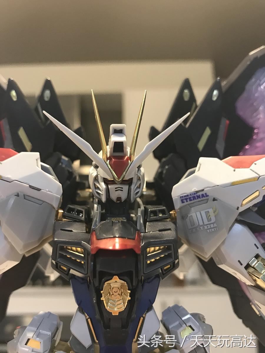 鍐ョ晫涓夊法澶寸孩椋為緳,鍘熻壊鐗堝啣鐣屼笁宸ㄥご