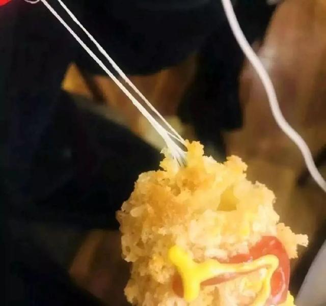 正宗的拉丝芝士热狗,韩国人芝士拉丝热狗