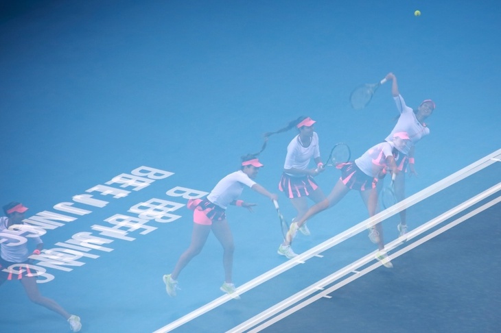 佳能新款全画幅专业微单eosr,佳能全画幅微单eosr5