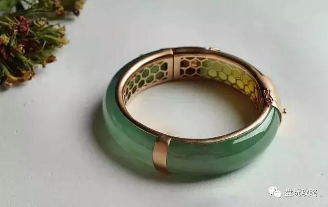 手镯不小心碰裂怎么补救,手镯不小心打碎了四段怎么修视频
