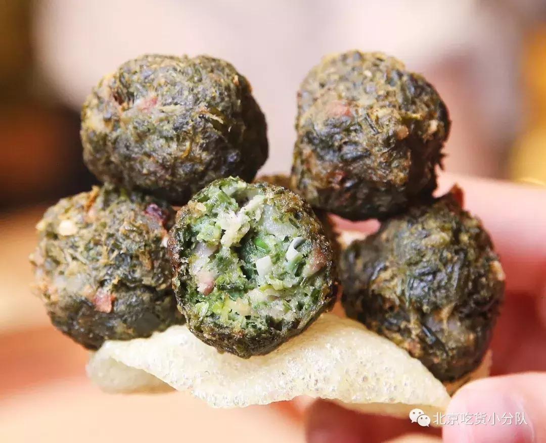 小奶桶烤肉，坐帐篷里吃