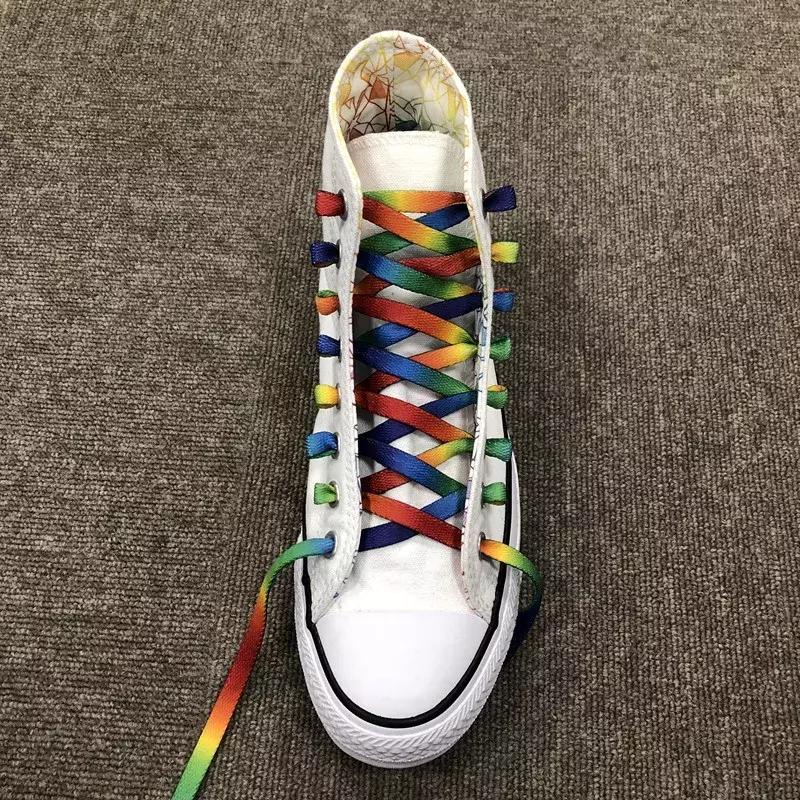 今年最流行黑鞋系鞋带方法,耐克椰子鞋花式系鞋带方法