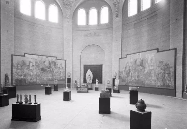 这个古董大亨是浙江湖州人，却将大批国宝捐赠他国？