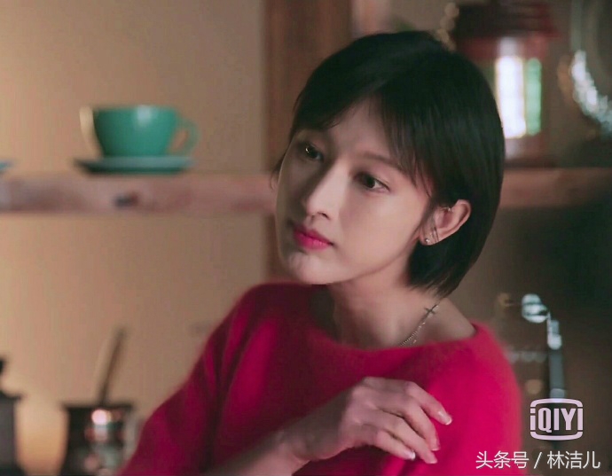 穿旗袍最风情万种,穿旗袍俏皮妩媚又复古灵动