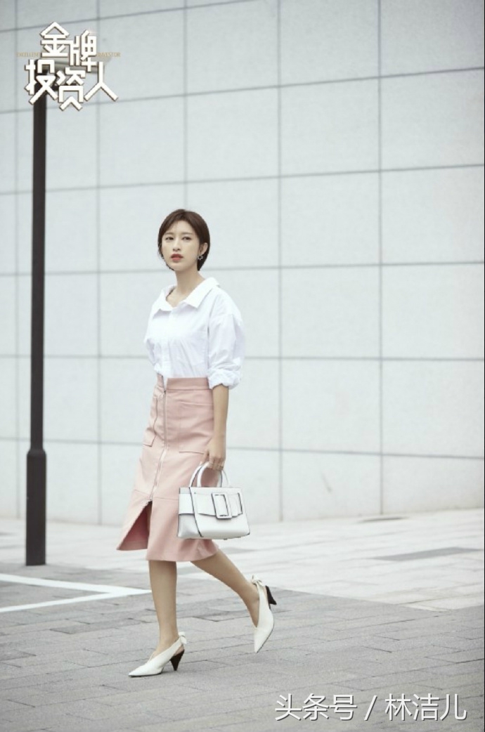 穿旗袍最风情万种,穿旗袍俏皮妩媚又复古灵动