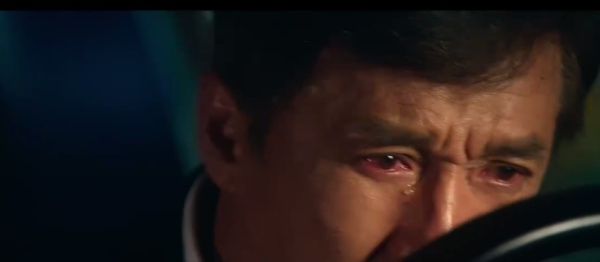 成龙电影里的女儿们,感受着浓浓的父爱,却有一个很蹊跷的共同点