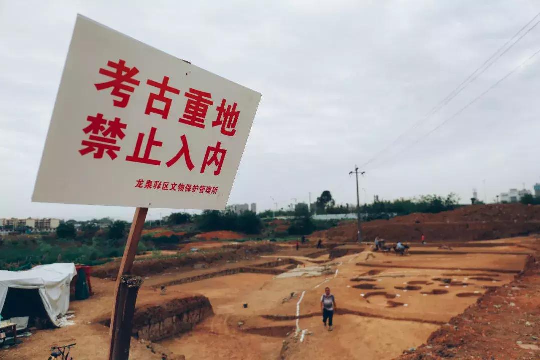 考古专家算不算现代摸金校尉,摸金校尉算不算盗墓贼