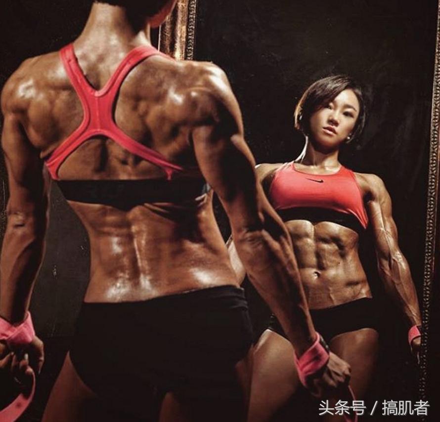 女性蝴蝶骨是什么样子的,蝴蝶骨是因为瘦吗