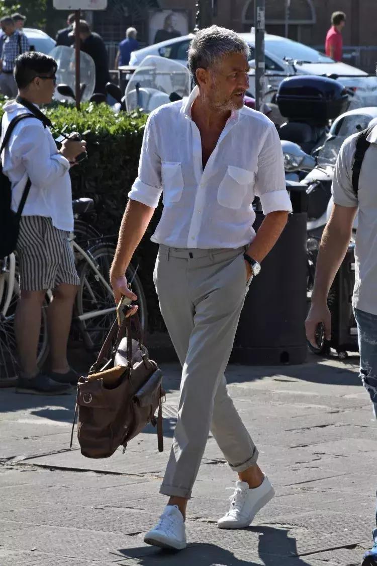 亚麻衬衫怎么穿才有品位,亚麻衬衫夏季穿最舒服