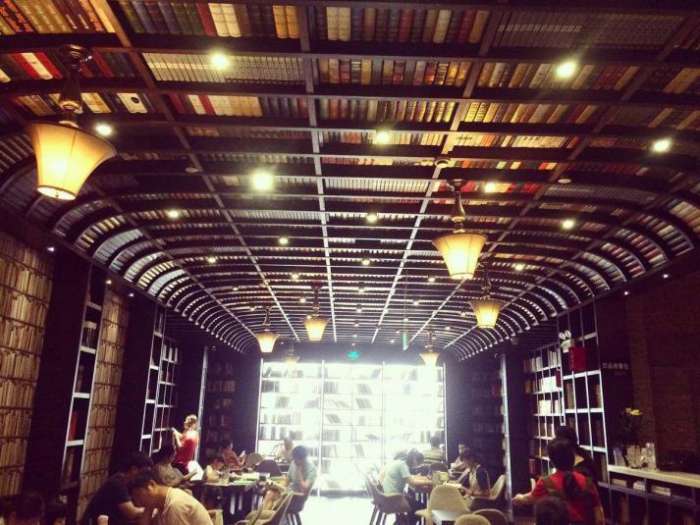 越来越多的人热衷于国内旅游,去三亚旅游有哪些好吃的美食