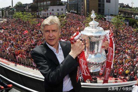 足球高于生死,足球高于生死英文