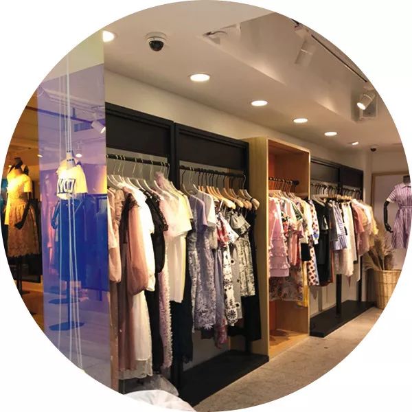 在小红书卖衣服,在小红书爆火的产品