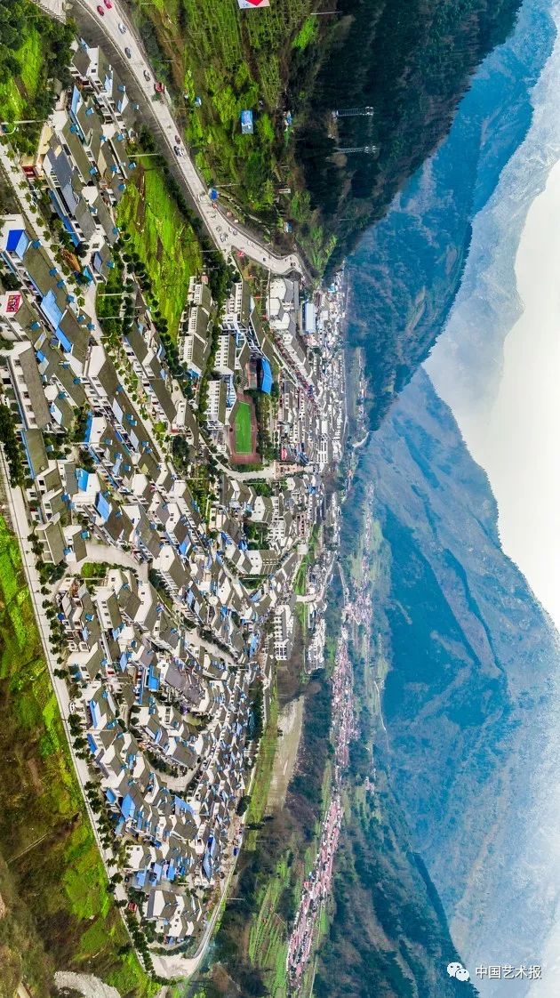 汶川大地震志愿者影集,汶川十年影像