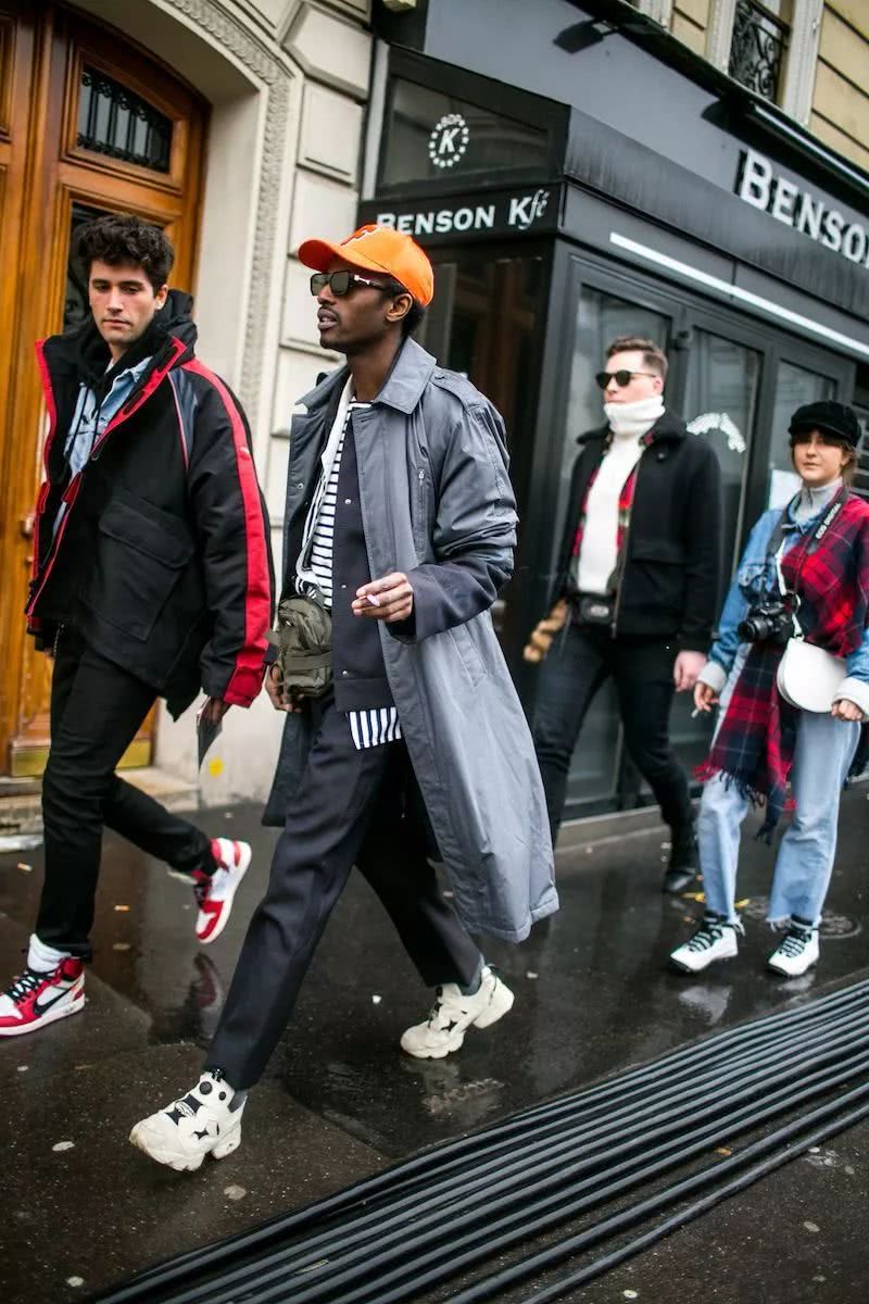 长得黑被嫌弃怎么回,长得黑被人骂怎么办呢