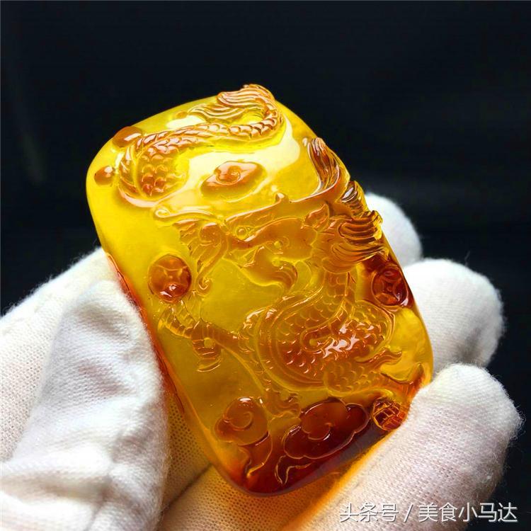 佩戴蜜蜡手串对人体有什么好处,原石蜜蜡对人体有啥好处