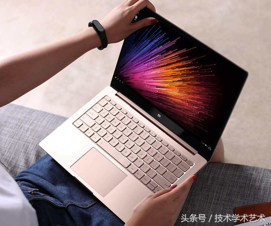 选购一台能用十年的笔记本电脑,家用买个什么样的笔记本电脑