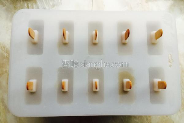 解暑冰棍自制,自制绿豆冰棍夏日清凉解暑