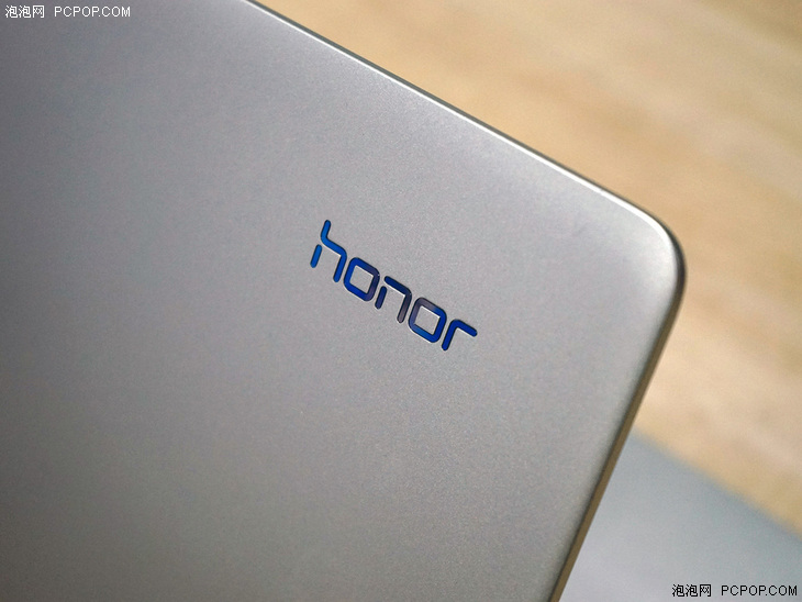 荣耀magicbook142050版游戏测试,荣耀magicbook使用体会