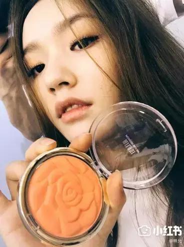 林允万元面霜,林允用11元化妆品