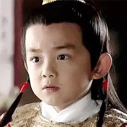 鲜肉难当，好容易躲过了黑粉，没躲过自己工作室！