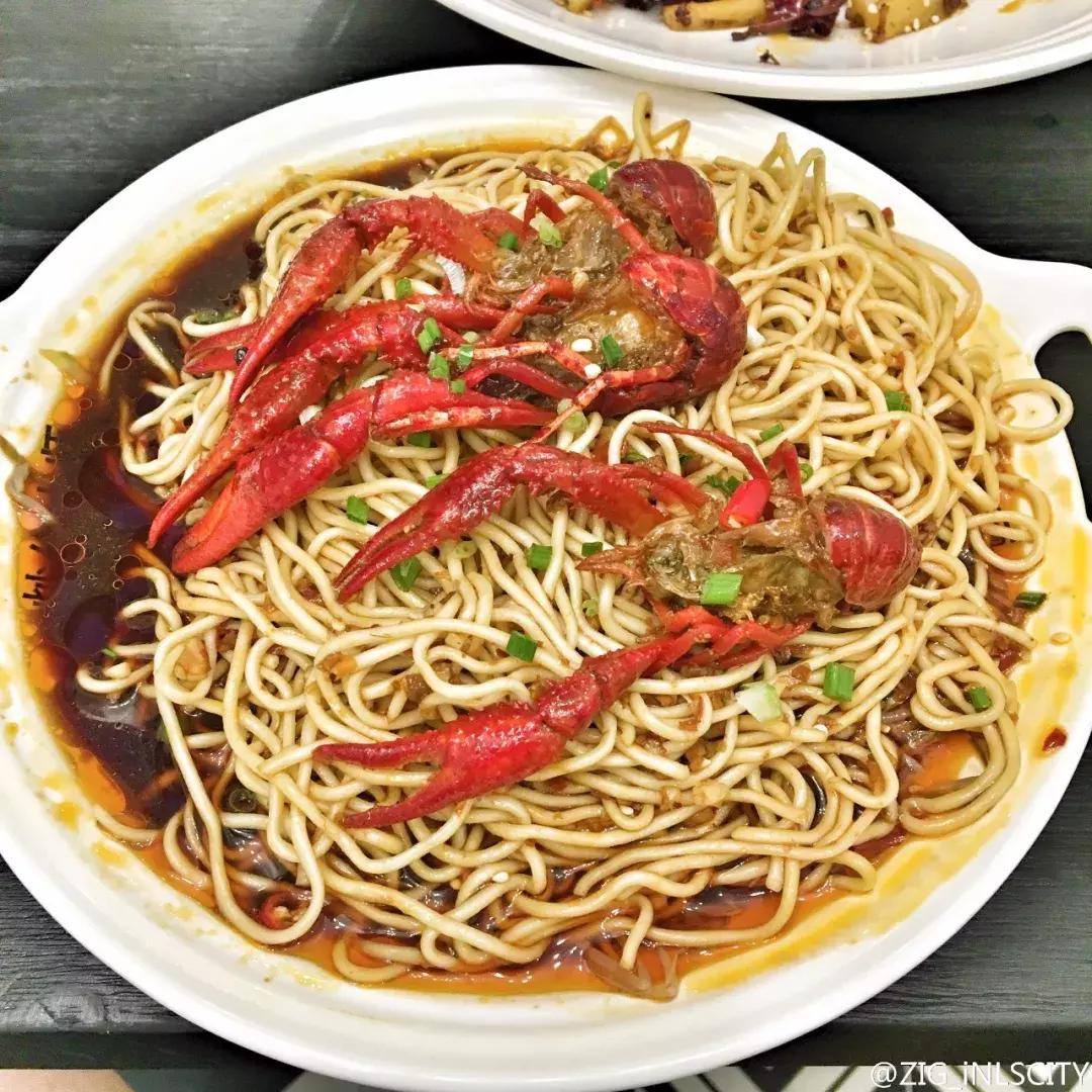 成都美食春熙路苍蝇馆子 (成都春熙路附近清真美食)