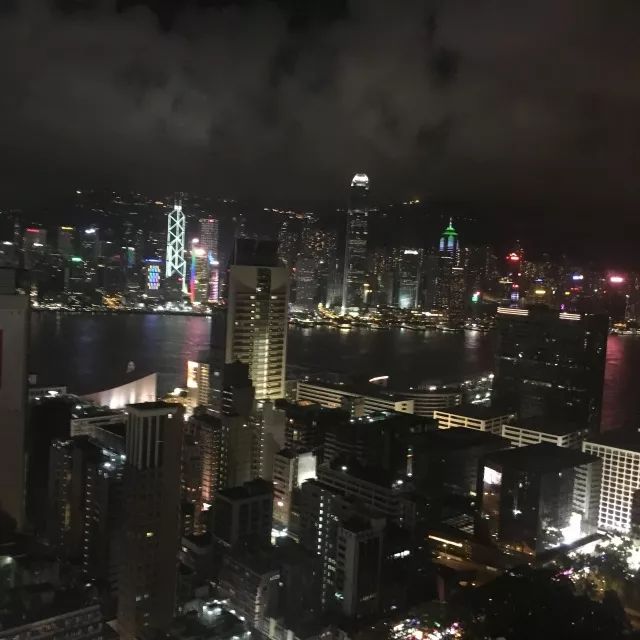 成年后摸高跳可以增高吗 (成年后可以再增高2厘米)