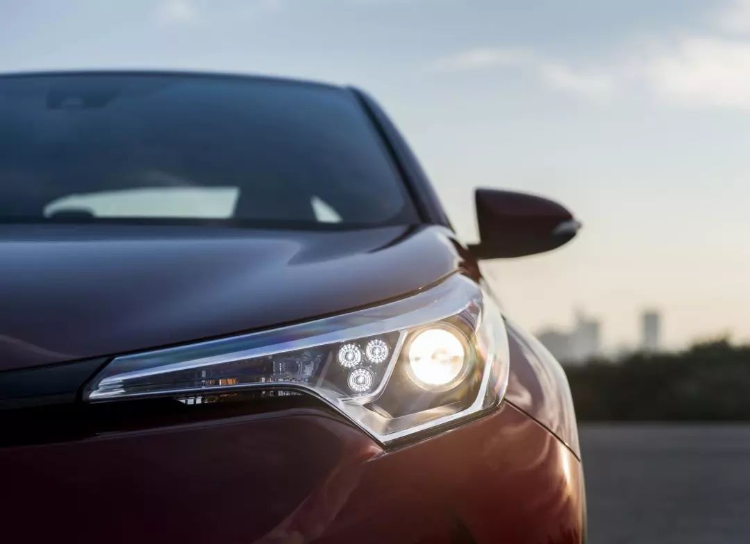 定义新风尚，最具年轻心，丰田SUV双子星“重塑时代潮流”