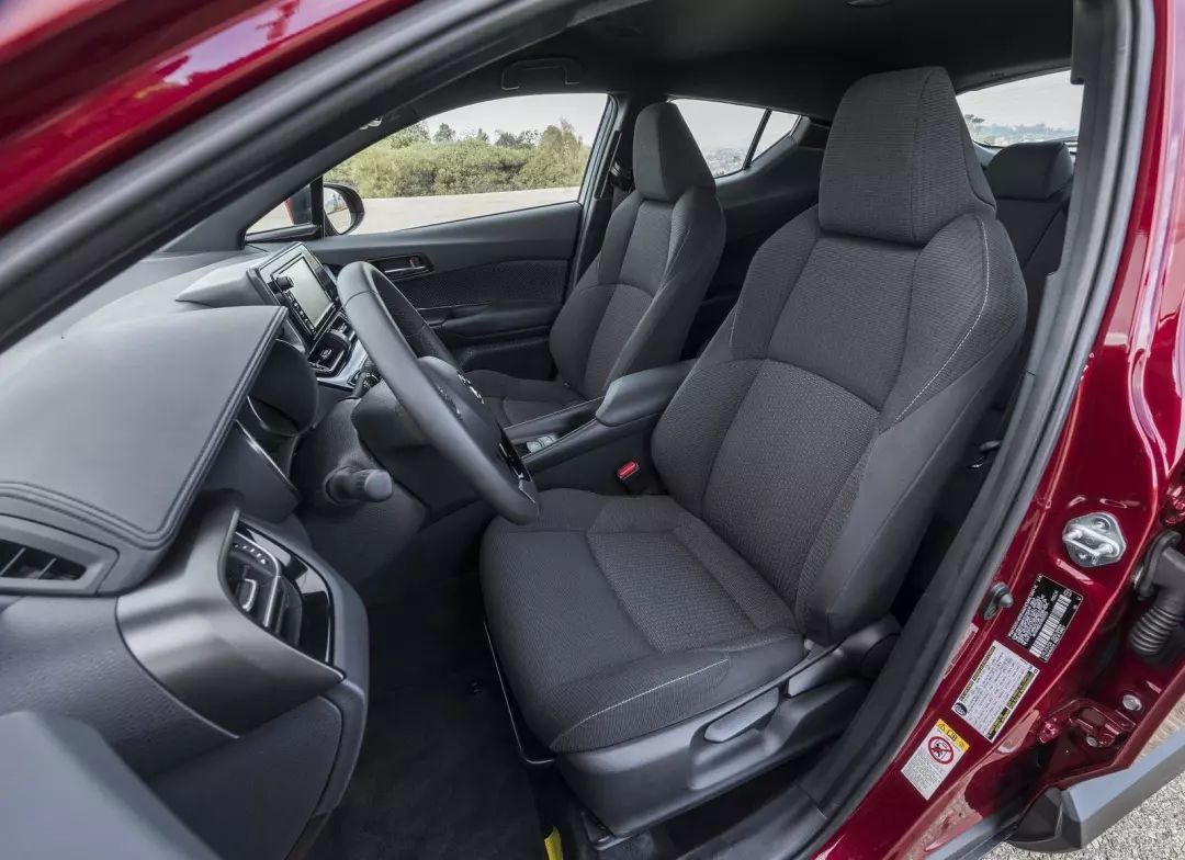 定义新风尚，最具年轻心，丰田SUV双子星“重塑时代潮流”