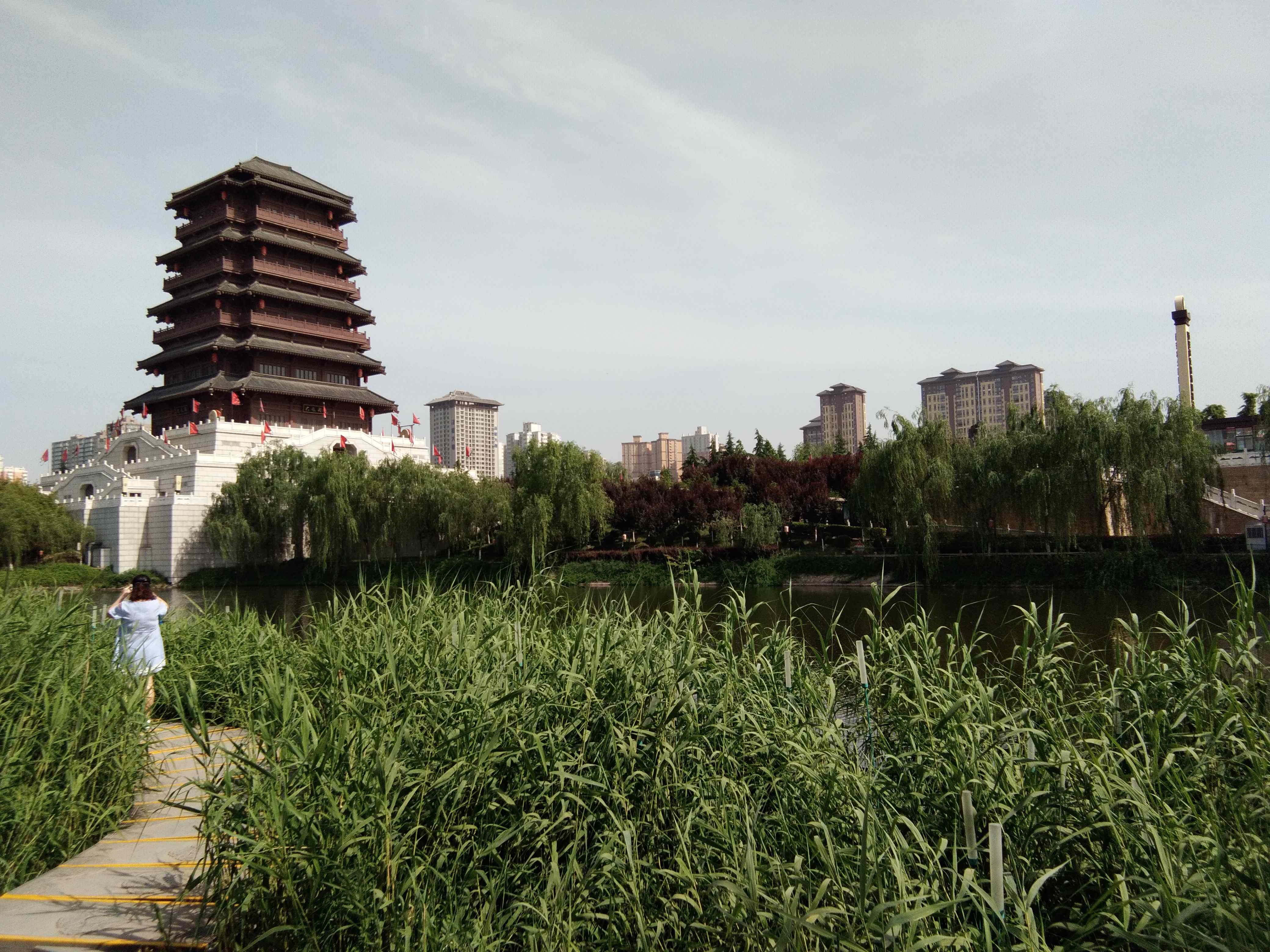 脚踏汉城湖公园全程!感受汉武辉煌!