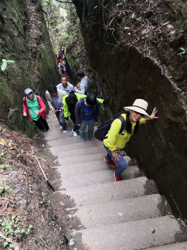 香港人组团游张家界,姐妹相约张家界三日游