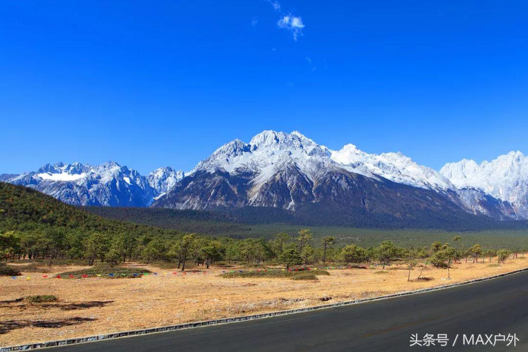 抖音上值得去的旅游景点,五色神湖景区