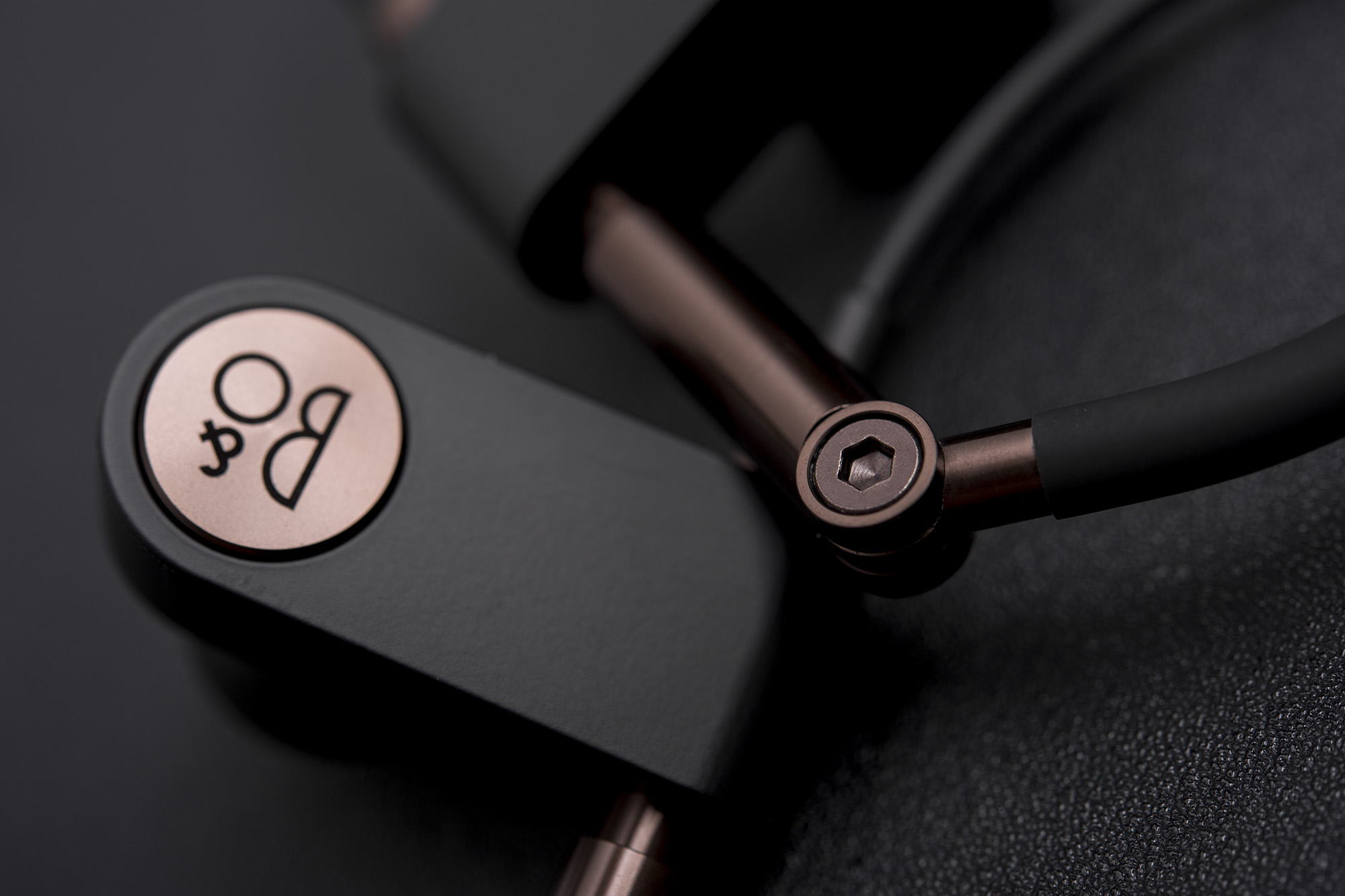 beoplay蓝牙耳机评测,beoplaya8蓝牙