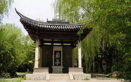 亭台楼阁轩榭廊舫一体的房子,人造亭台楼阁轩榭廊舫靓丽夺目