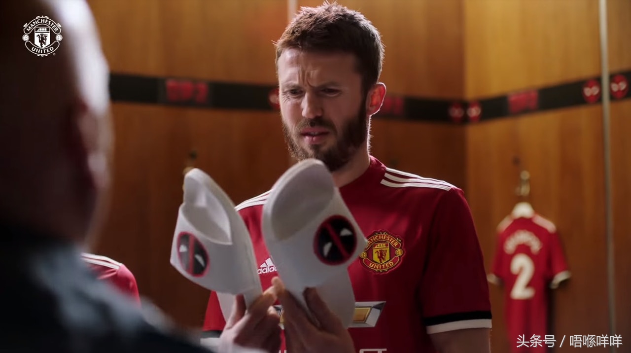 死侍2死亡片段,死侍2多米诺降落