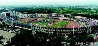 内蒙专业足球球场,敕勒川阴山脚下