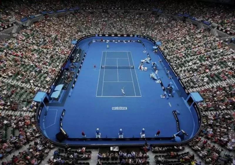 红色塑胶跑道上色怎么擦掉,为什么塑胶跑道是红色