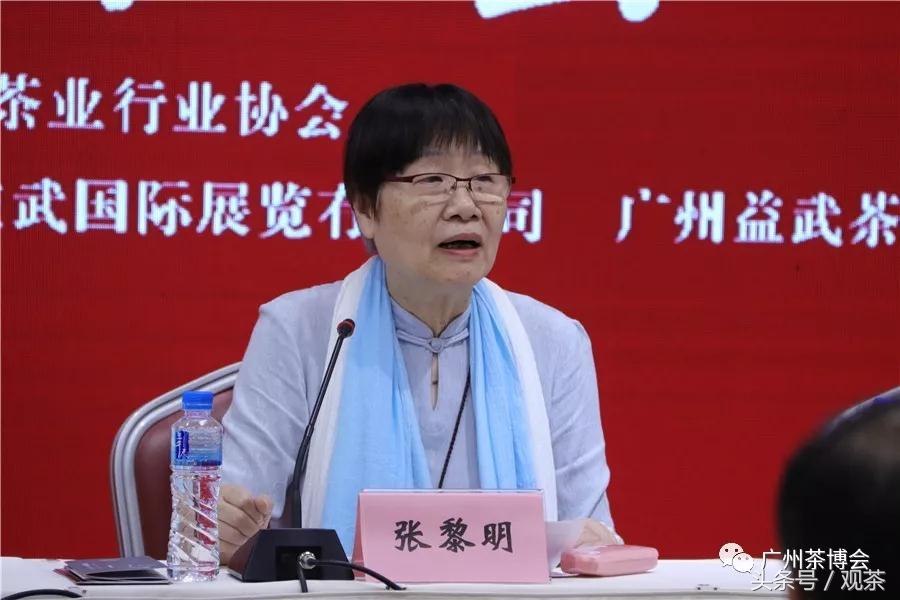 在这里，有春天最美的茶滋味