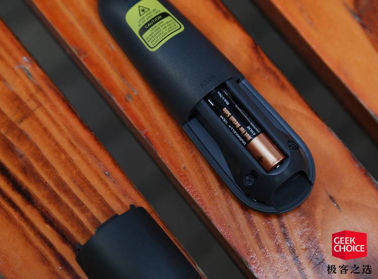 你和「眉飞色舞」的演讲者之间,可能还差一个出色的无线演示器