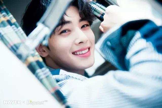 如果这些爱豆在你们学校当老师，你上课还会打盹吗？