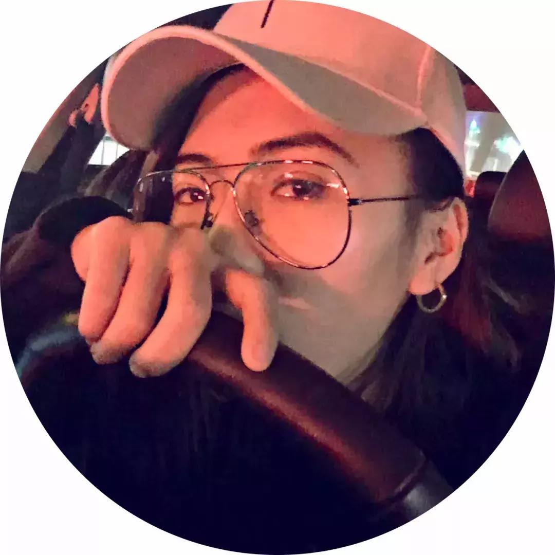 开柜计划｜美女纹身师的衣柜里，都是最Cool的黑白灰！