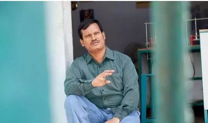 拿着卫生巾拍照为什么成了潮流？