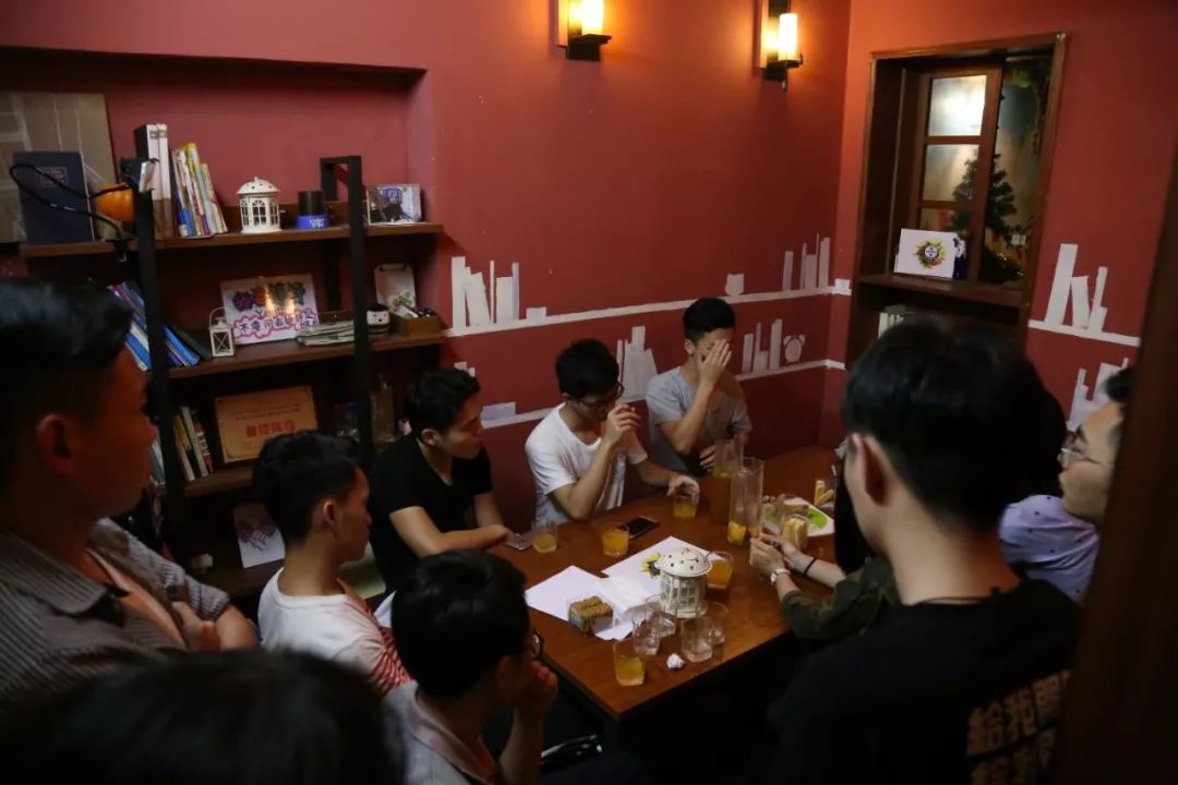 2018真人图书江门-青年壹舍丨现在的你怀念过去以前的你憧憬未来